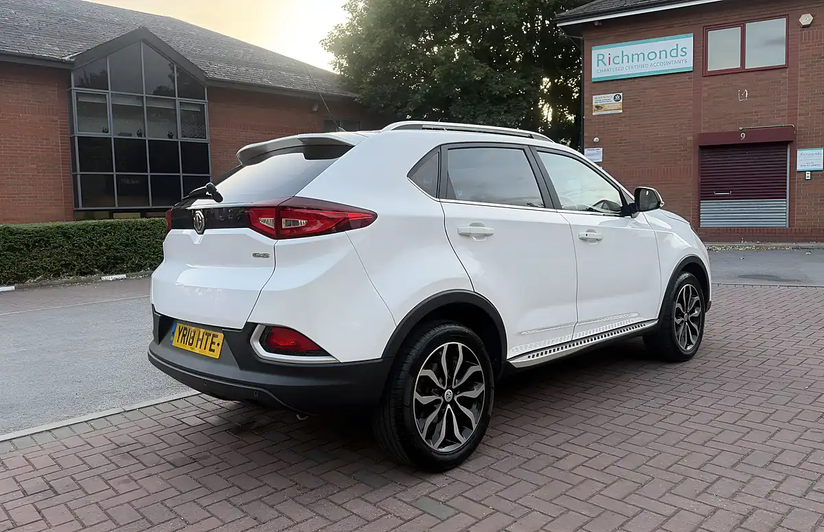 Used 2018 MG Gs Exclusive White - Interior and Exterior details 10