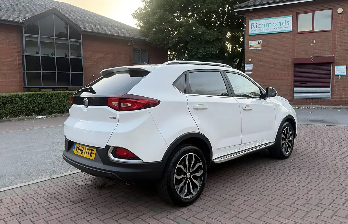Used 2018 MG Gs Exclusive White - Interior and Exterior details 8