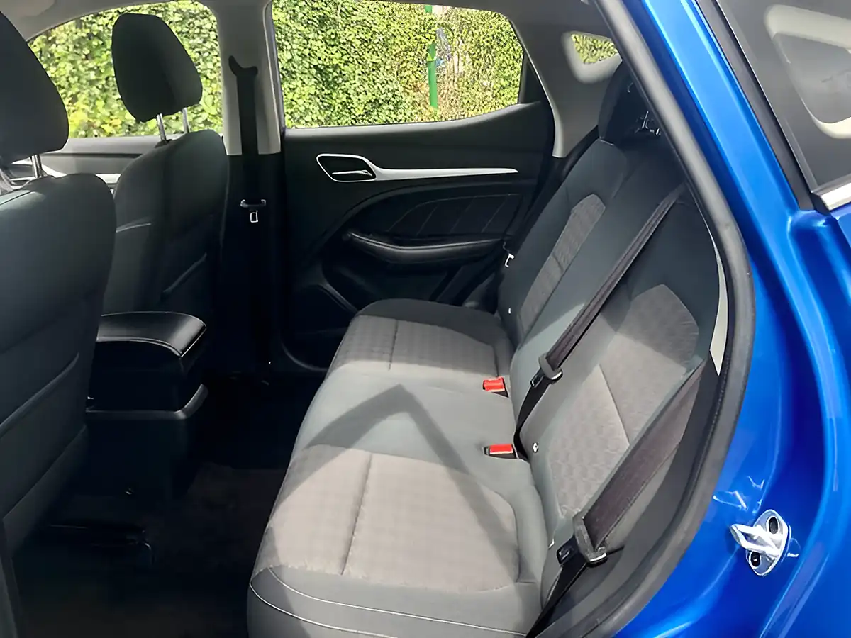 Used 2018 MG MG Zs Excite Laser Blue - Interior and Exterior details 15