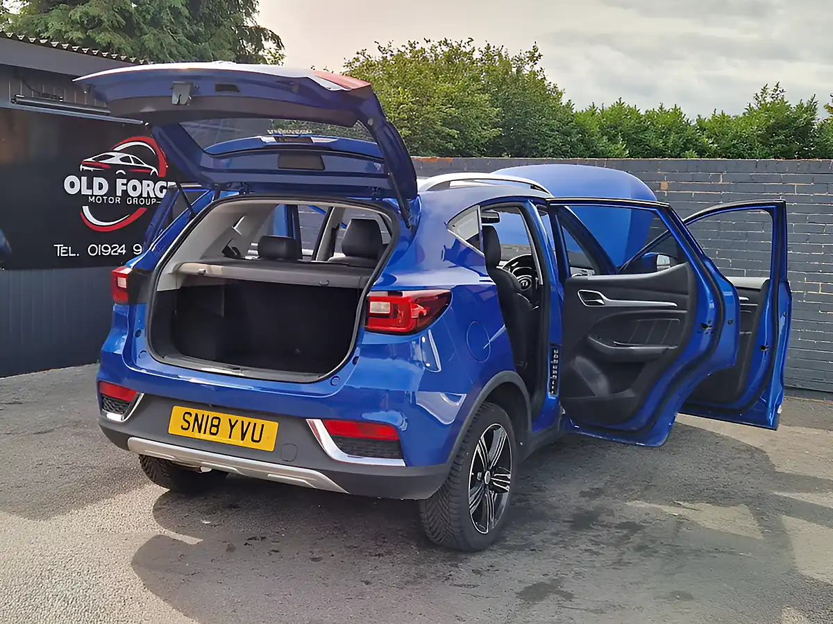 Used 2018 MG MG Zs Exclusive Blue - Interior and Exterior details 12