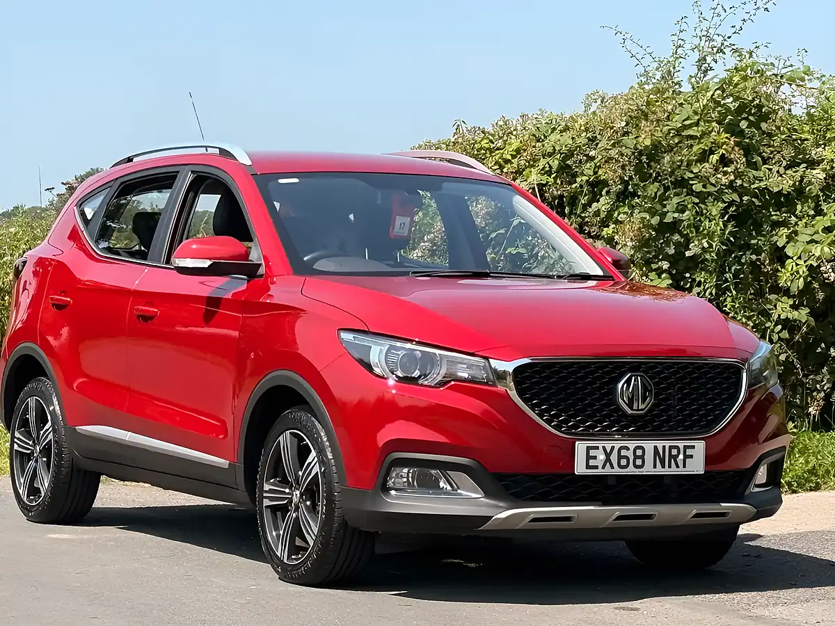 Used 2018 MG MG Zs Exclusive Red - Front View