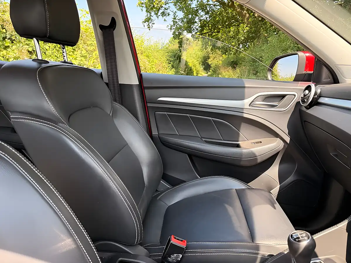 Used 2018 MG MG Zs Exclusive Red - Interior and Exterior details 18