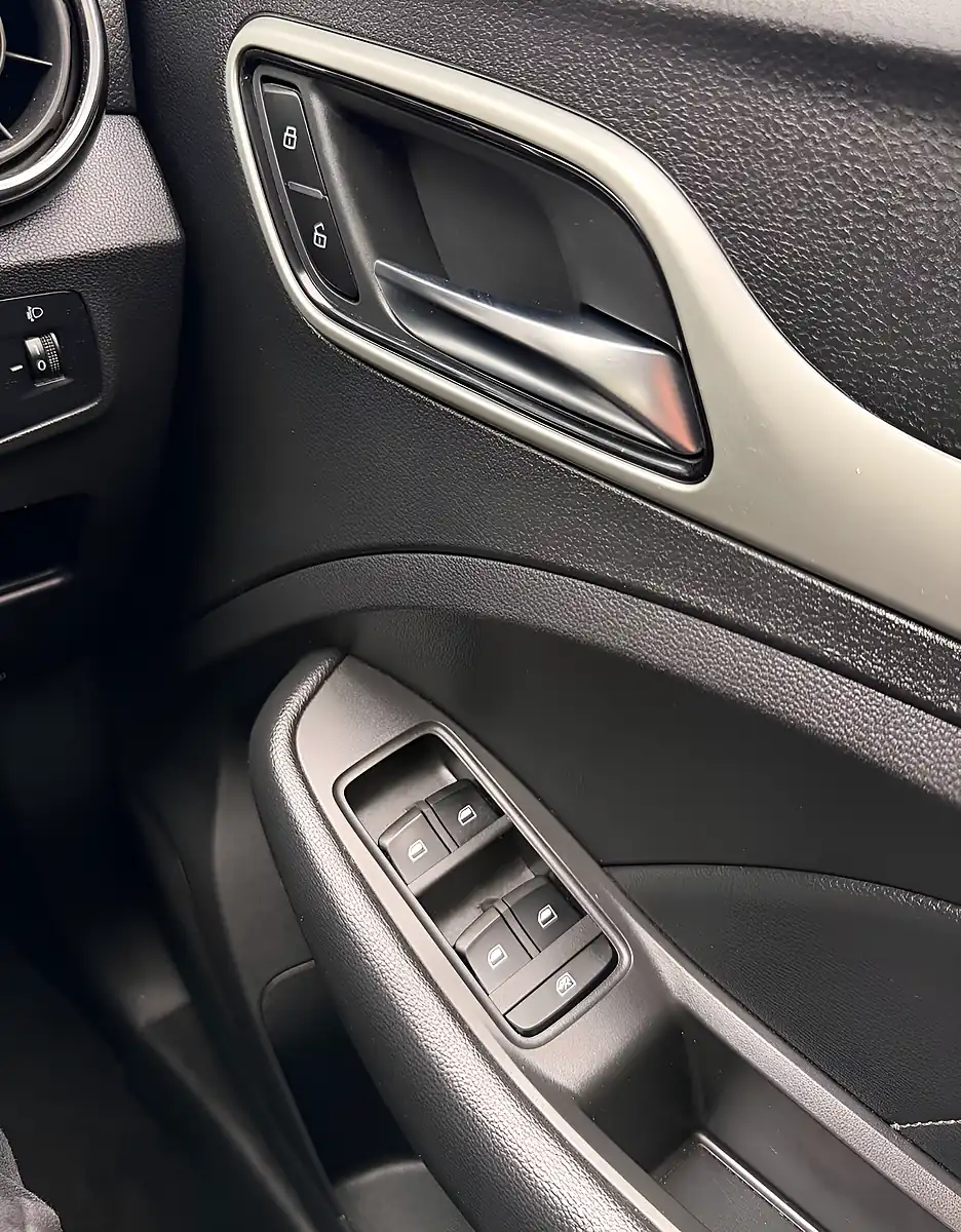 Used 2018 MG MG Zs Exclusive White - Interior and Exterior details 18