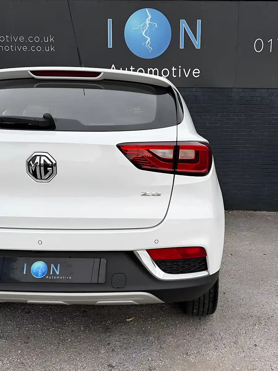 Used 2018 MG MG Zs Exclusive White - Interior and Exterior details 5