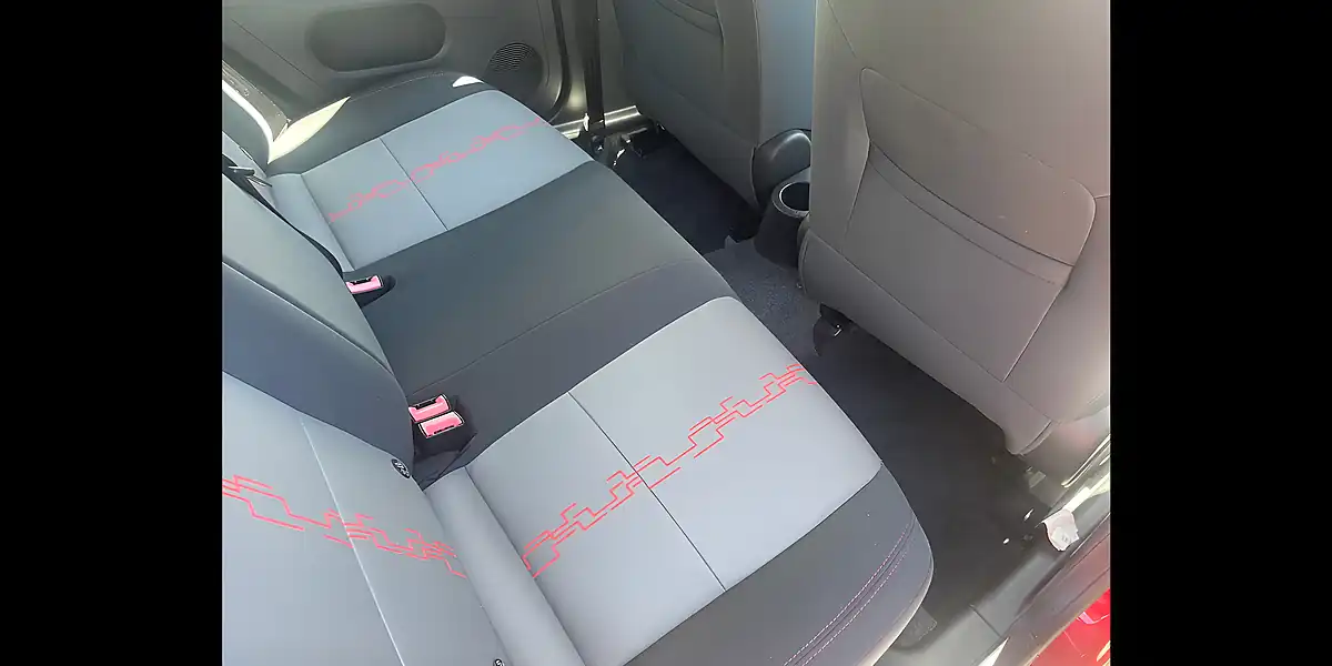 Used 2018 MG MG3 3Form Sport Red - Interior and Exterior details 11