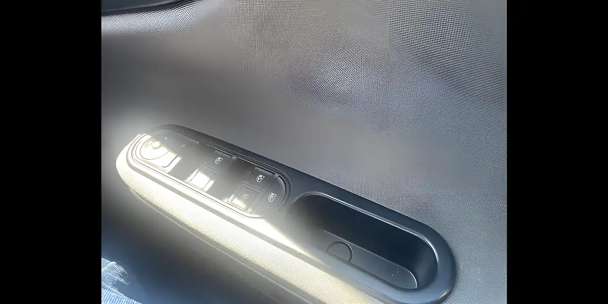 Used 2018 MG MG3 3Form Sport Red - Interior and Exterior details 19