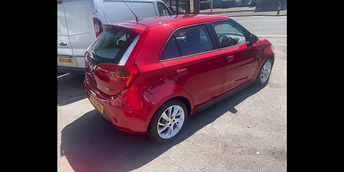 Used 2018 MG MG3 3Form Sport Red - Interior and Exterior details 4