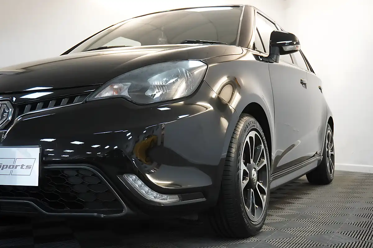 Used 2018 MG MG3 3Style+ Black - Interior and Exterior details 6