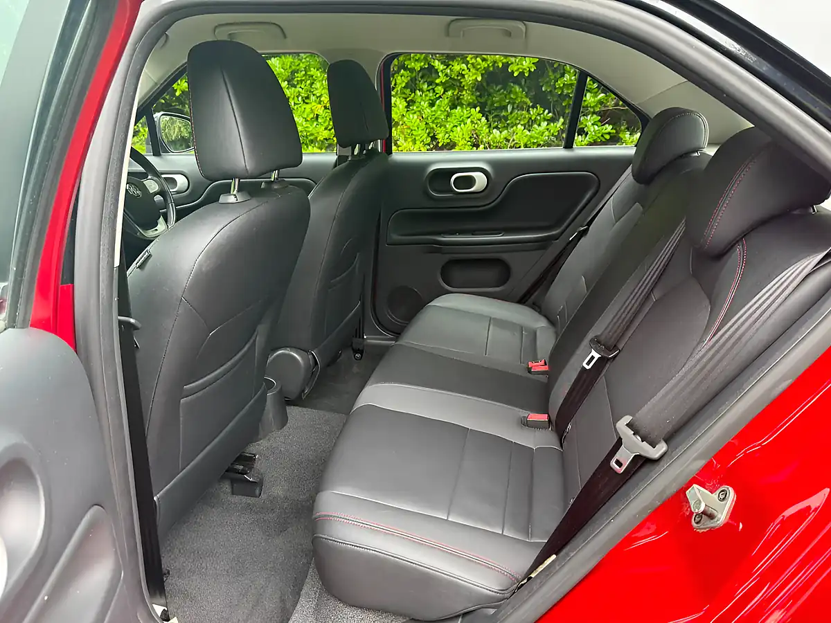 Used 2018 MG MG3 3Style+ Red - Interior and Exterior details 13
