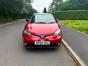 Used 2018 MG MG3 3Style+ Red - Interior and Exterior details 8