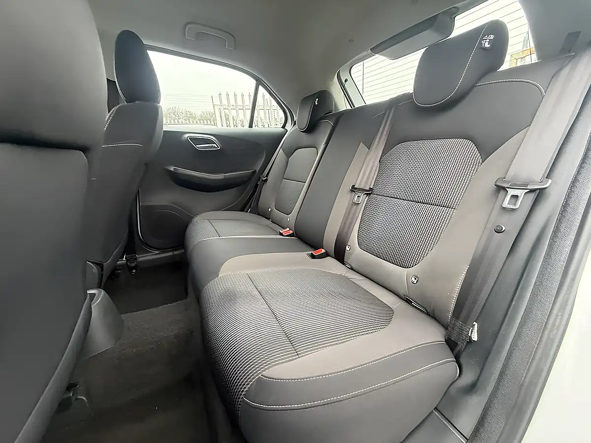 Used 2018 MG MG3 Excite White - Interior and Exterior details 18