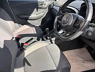 Used 2018 MG MG3 Excite White - Interior and Exterior details 16