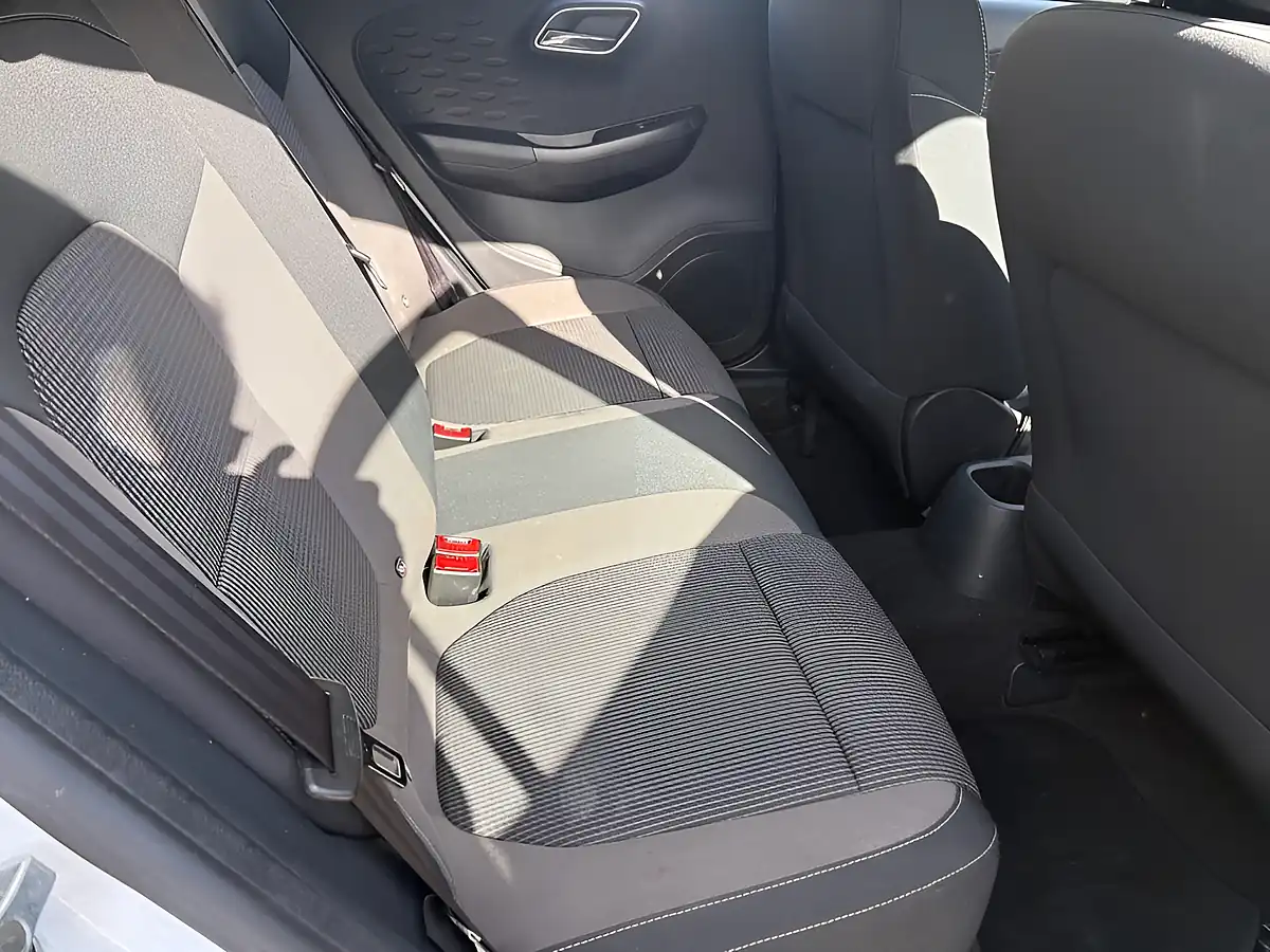 Used 2018 MG MG3 Excite White - Interior and Exterior details 17