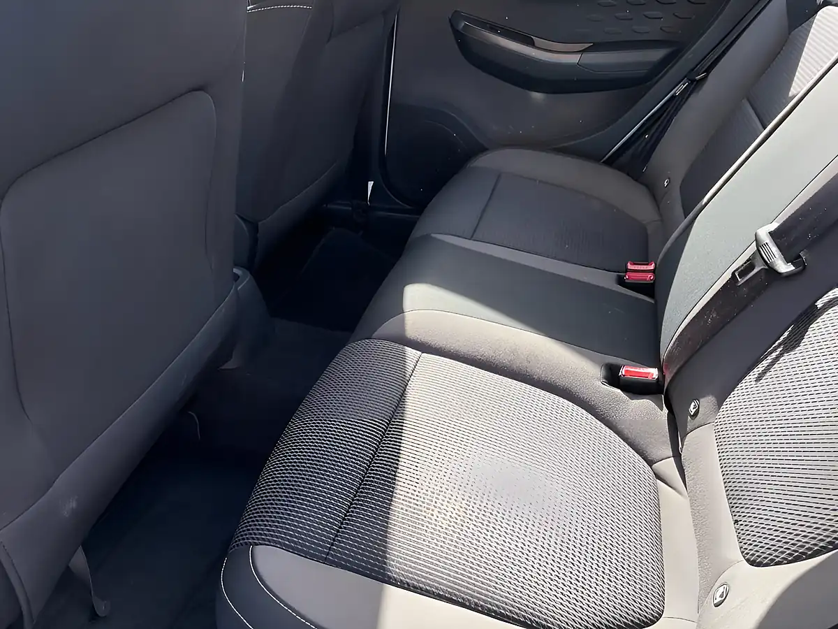 Used 2018 MG MG3 Excite White - Interior and Exterior details 18