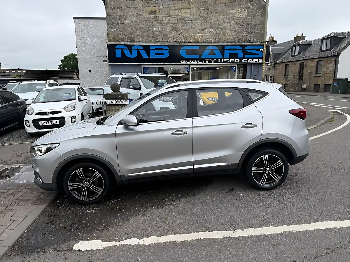 Used 2018 MG Zs Exclusive Silver - Front View