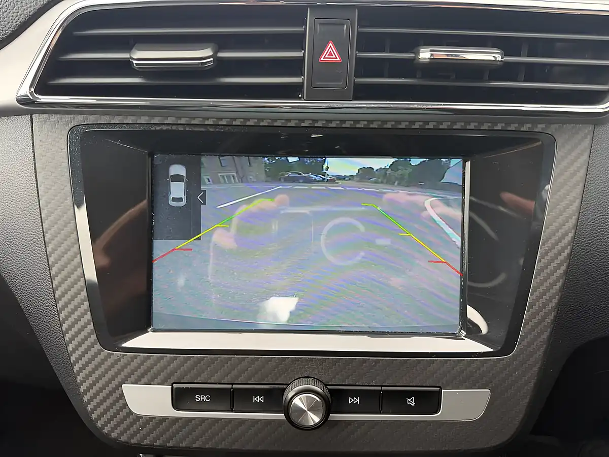 Used 2018 MG Zs Exclusive Silver - Interior and Exterior details 11