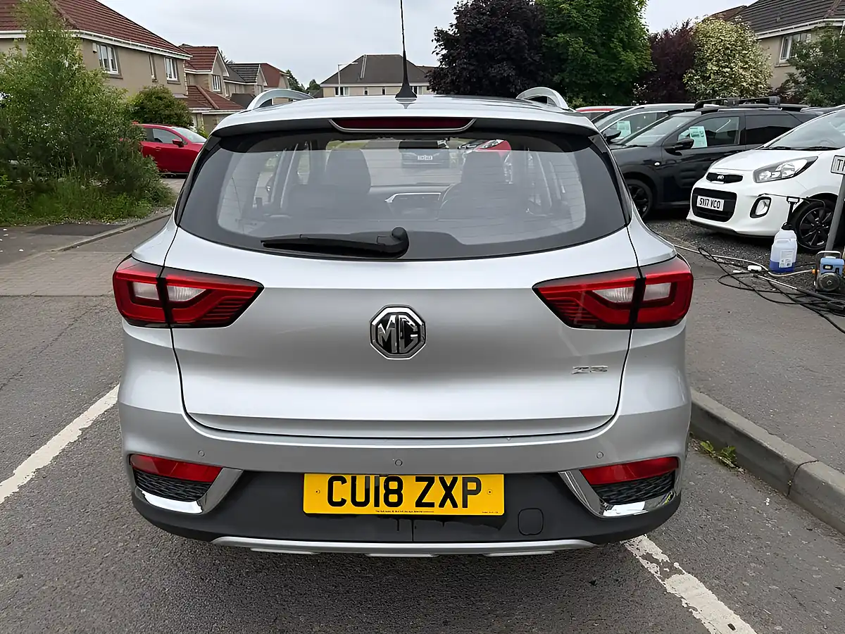 Used 2018 MG Zs Exclusive Silver - Interior and Exterior details 6