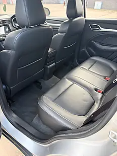 Used 2018 MG Zs Exclusive Silver - Interior and Exterior details 10