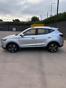 Used 2018 MG Zs Exclusive Silver - Interior and Exterior details 2