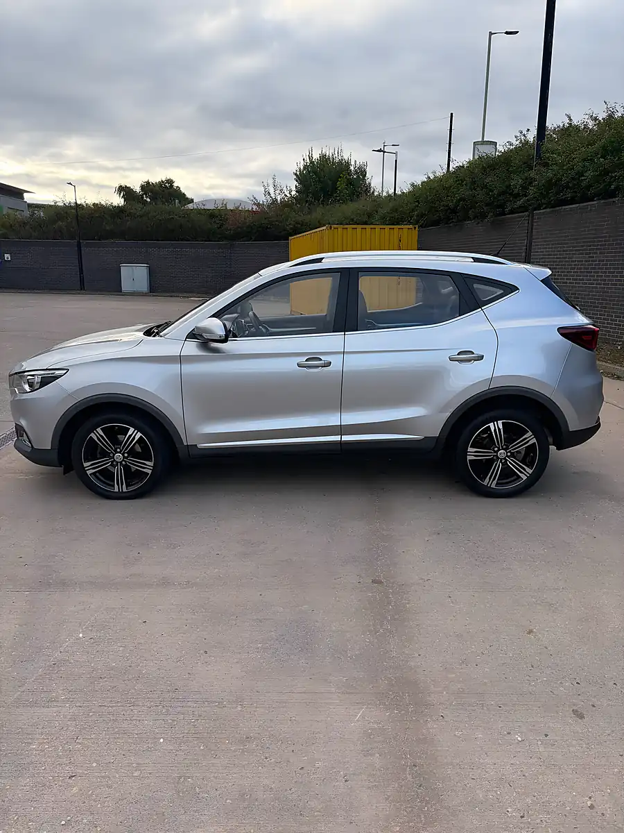 Used 2018 MG Zs Exclusive Silver - Interior and Exterior details 2