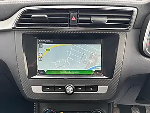 Used 2018 MG Zs Exclusive White - Interior and Exterior details 11