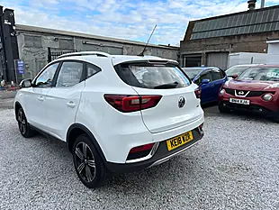 Used 2018 MG Zs Exclusive White - Interior and Exterior details 6