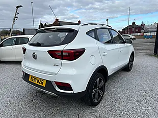 Used 2018 MG Zs Exclusive White - Interior and Exterior details 8