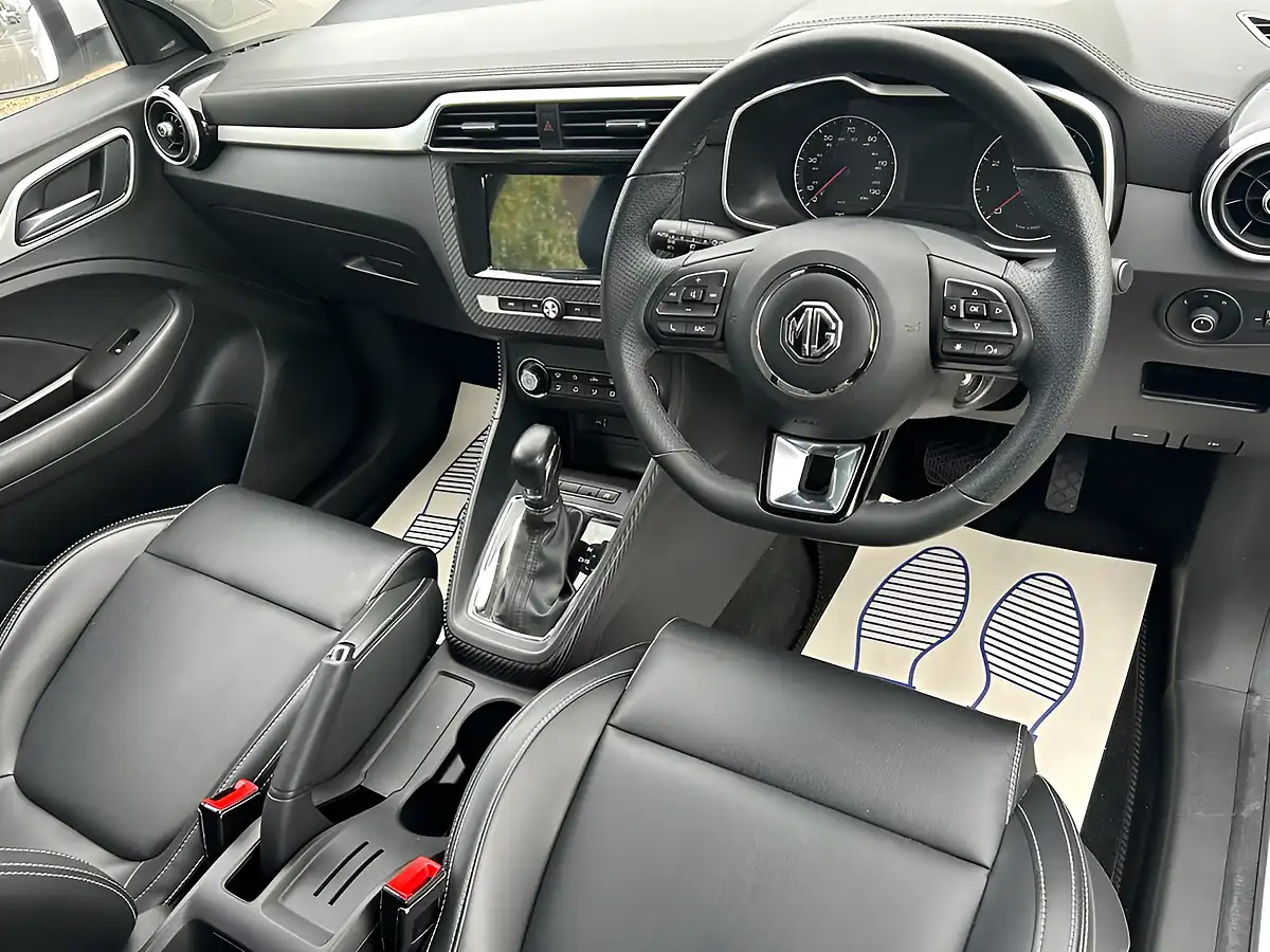 Used 2018 MG ZS Exclusive White - Interior and Exterior details 3