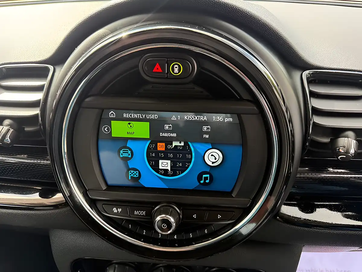 Used 2018 MINI Clubman Cooper Black - Interior and Exterior details 14