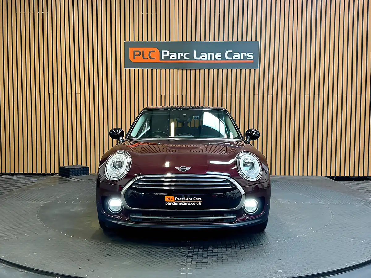 Used 2018 MINI Clubman Cooper Classic Pure Burgundy - Interior and Exterior details 10