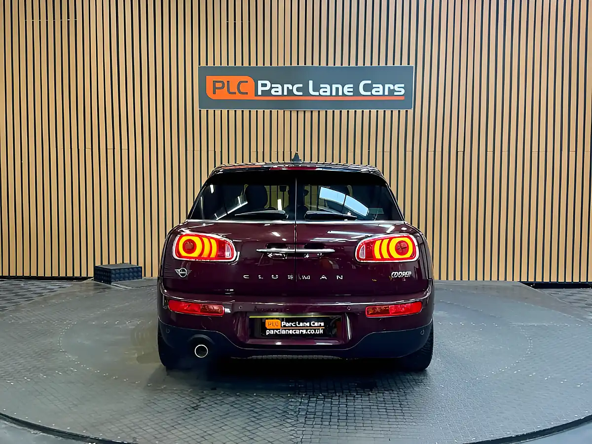 Used 2018 MINI Clubman Cooper Classic Pure Burgundy - Interior and Exterior details 4
