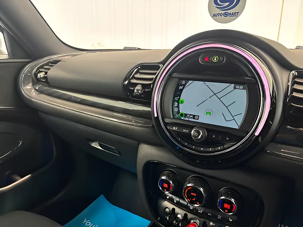 Used 2018 MINI Clubman Cooper Moonwalk Grey - Interior and Exterior details 18