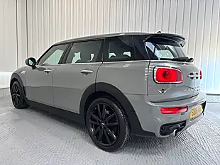Used 2018 MINI Clubman Cooper Moonwalk Grey - Interior and Exterior details 4