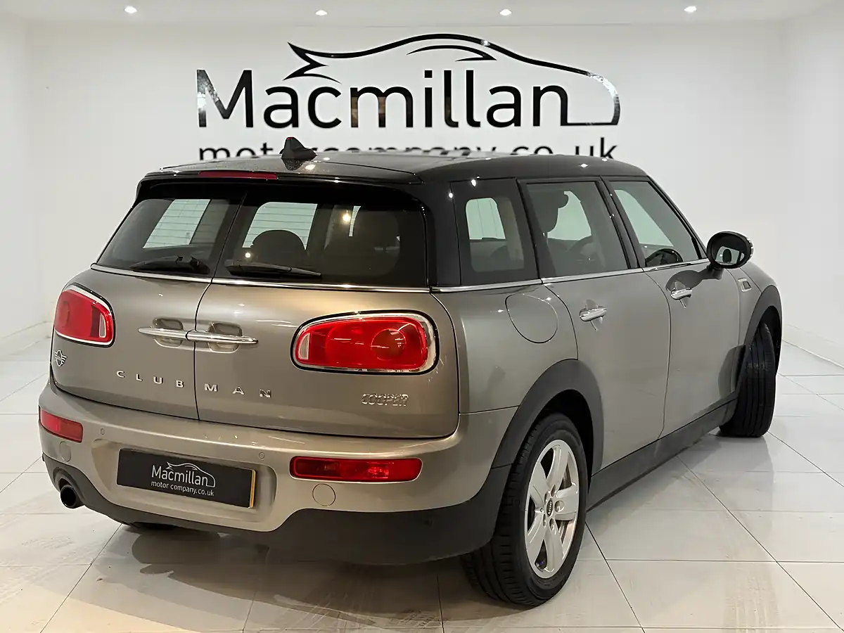 Used 2018 MINI Clubman Cooper Silver - Interior and Exterior details 10