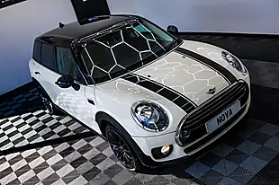 Used 2018 MINI Clubman Cooper White - Interior and Exterior details 3