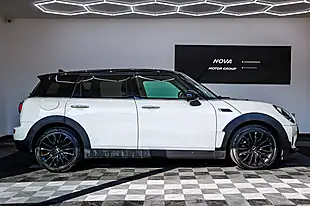 Used 2018 MINI Clubman Cooper White - Interior and Exterior details 5