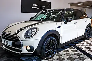 Used 2018 MINI Clubman Cooper White - Interior and Exterior details 7