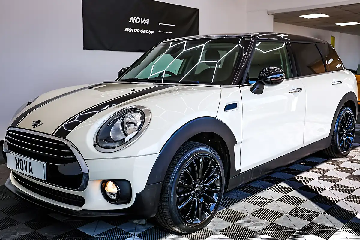 Used 2018 MINI Clubman Cooper White - Interior and Exterior details 7