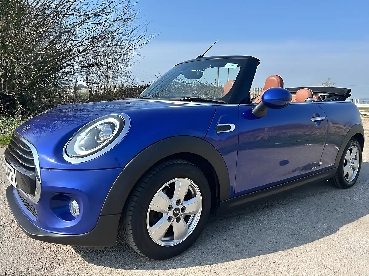 Used 2018 MINI Convertible Cooper Blue - Interior and Exterior details 14
