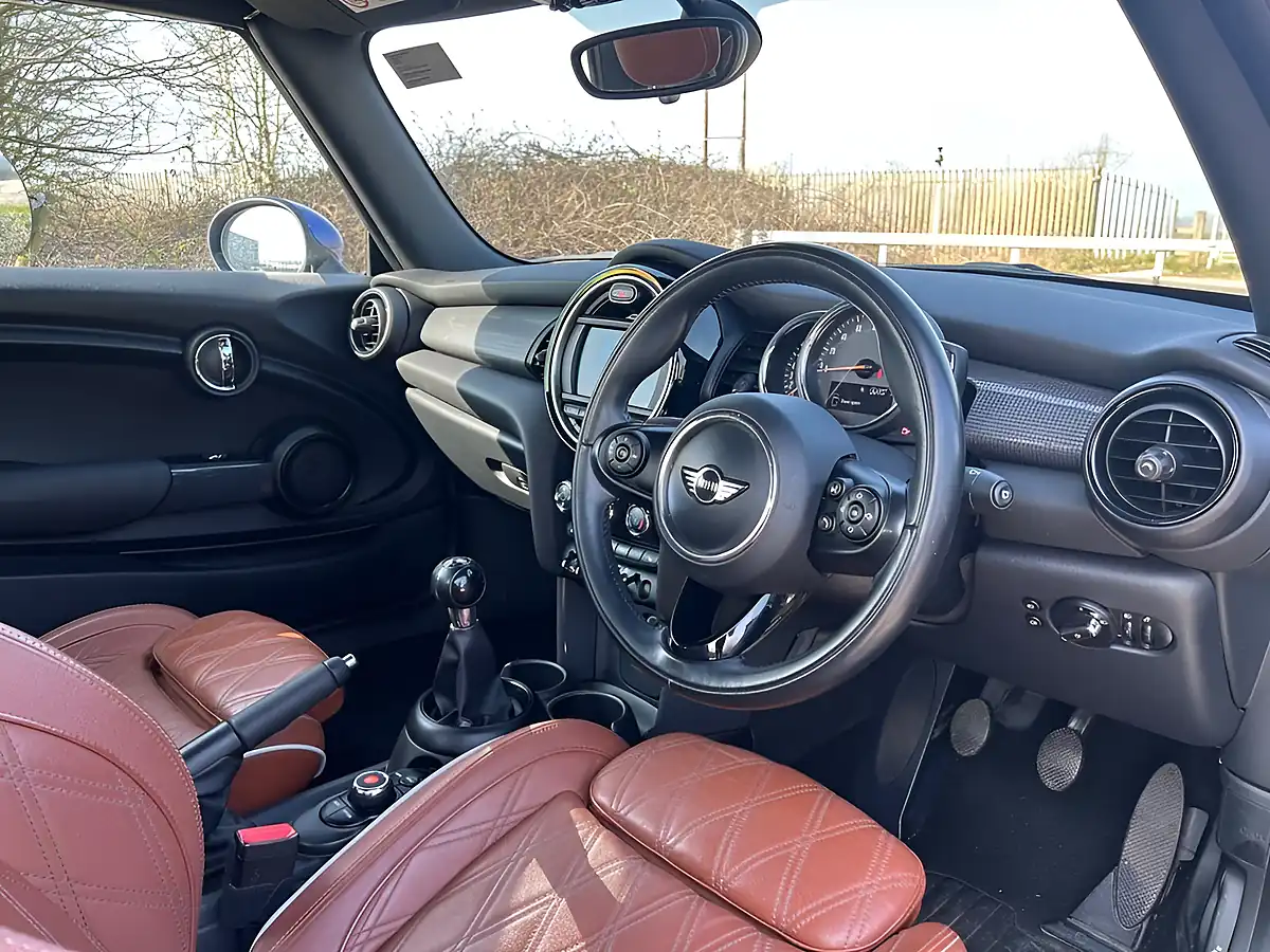 Used 2018 MINI Convertible Cooper Blue - Interior and Exterior details 17