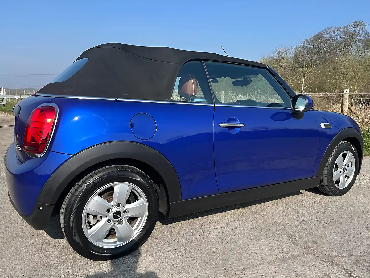 Used 2018 MINI Convertible Cooper Blue - Interior and Exterior details 3