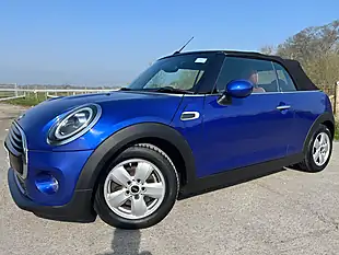 Used 2018 MINI Convertible Cooper Blue - Interior and Exterior details 4