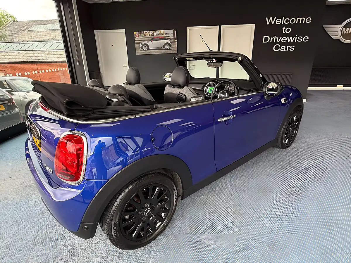 Used 2018 MINI Convertible Cooper Blue - Interior and Exterior details 13
