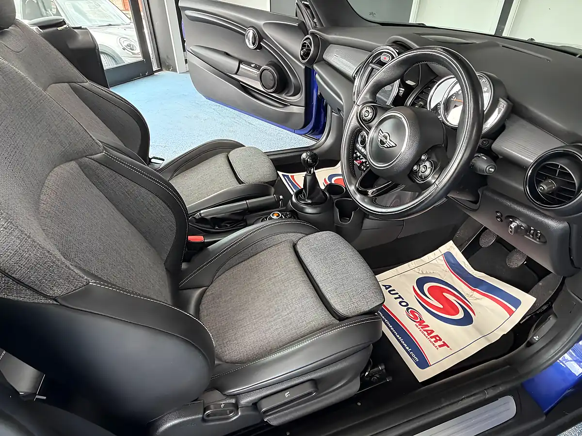 Used 2018 MINI Convertible Cooper Blue - Interior and Exterior details 14
