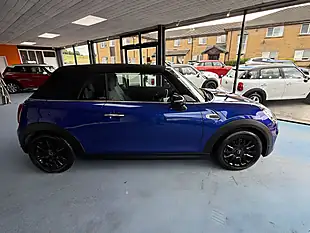Used 2018 MINI Convertible Cooper Blue - Interior and Exterior details 4