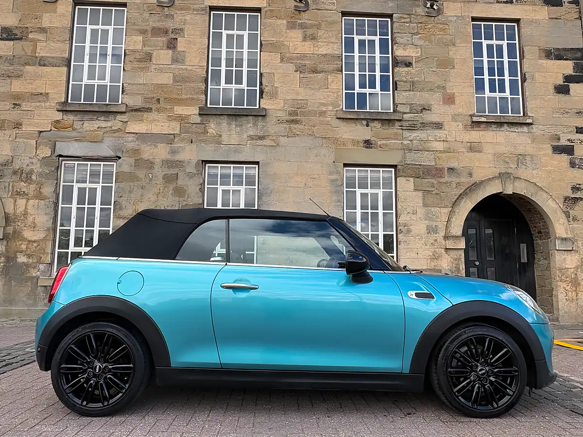 Used 2018 MINI Convertible Cooper Blue - Interior and Exterior details 10