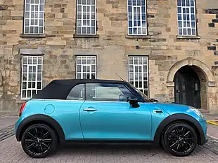 Used 2018 MINI Convertible Cooper Blue - Interior and Exterior details 11