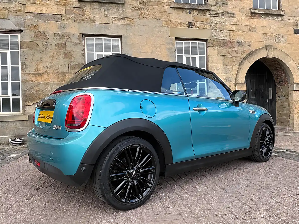 Used 2018 MINI Convertible Cooper Blue - Interior and Exterior details 20