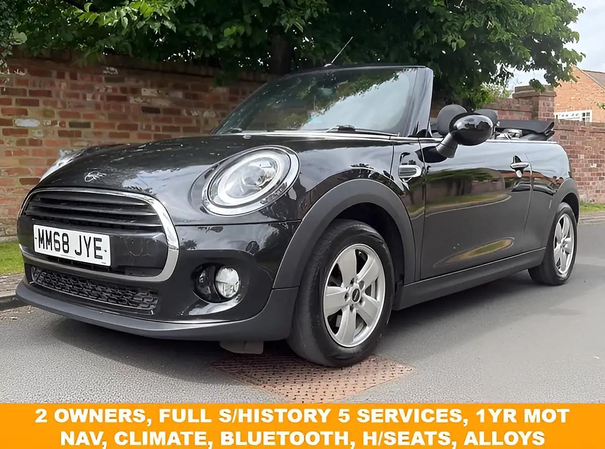 Used 2018 MINI Convertible Cooper Classic Black - Front View
