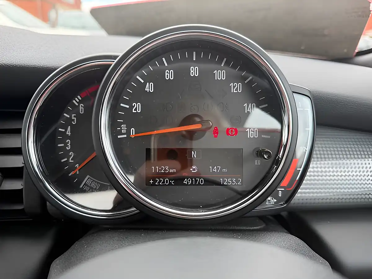 Used 2018 MINI Convertible Cooper Classic Black - Interior and Exterior details 14